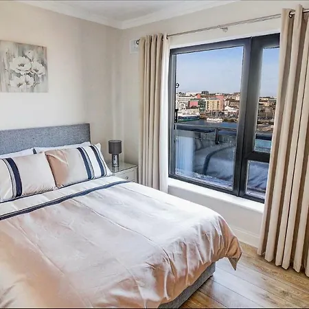 Penthouse With Rooftop Terrace * Galway