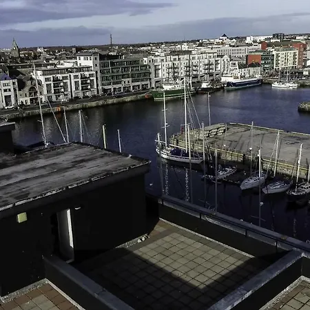 Apartament Penthouse With Rooftop Terrace